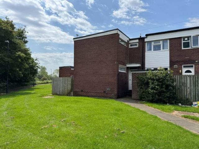 House for rent in Hylton Castle Estate, Tyne And Wear