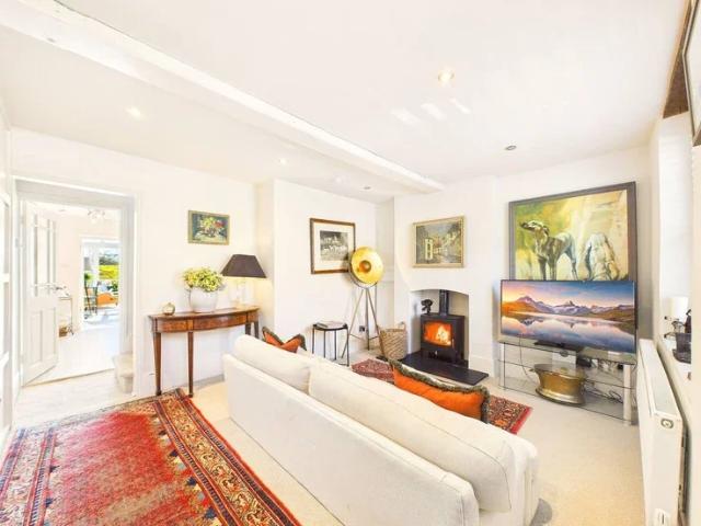 House for rent in Winchcombe, Pamington