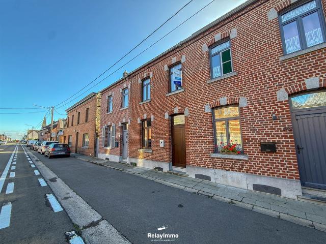 Maison location à Ladeuze, Hainaut