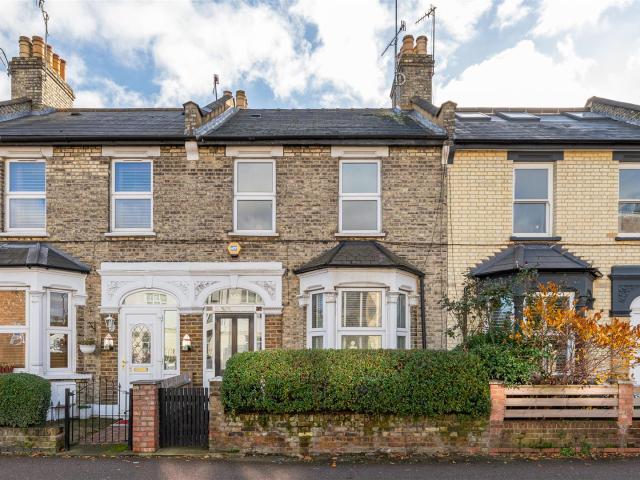 House for rent in Hale End, Greater London