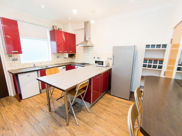 House for rent in Hyde Park, Leeds