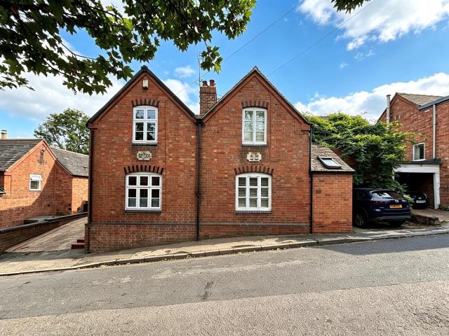 House for rent in Alderminster, Warwickshire
