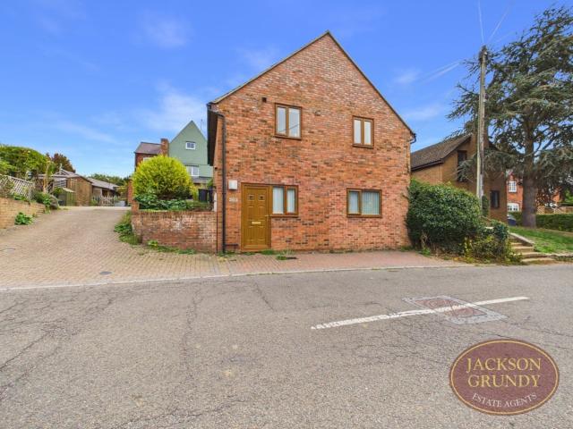 House for rent in East Haddon