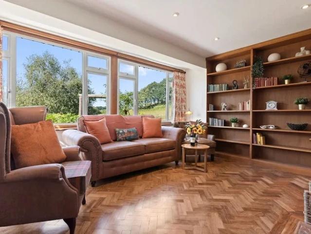 House for rent in Fole, Surrey
