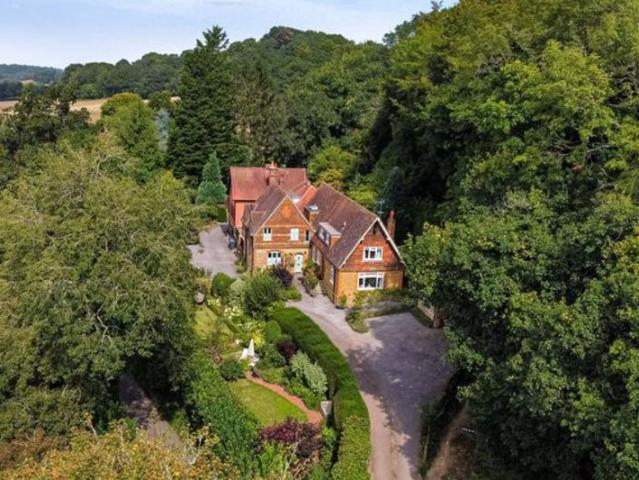 House for rent in Fole, Surrey
