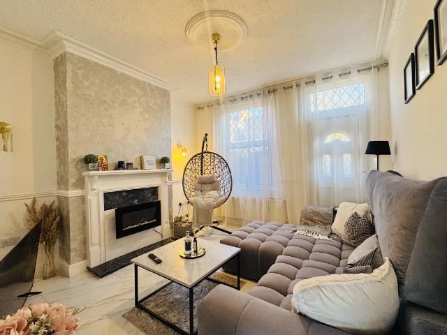 House for rent in Heath, West Yorkshire