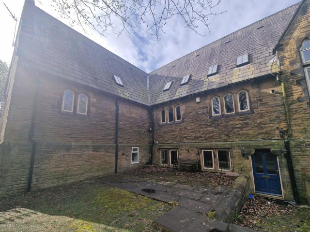 House for rent in Broad Folds, Bradford