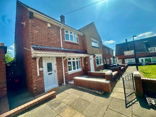House for rent in Hylton Castle Estate, Tyne And Wear