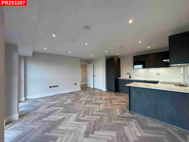Flat for rent in Cockfosters, Greater London