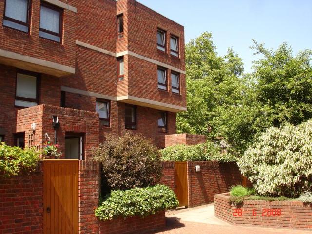 Room for rent in Brook Green, Greater London