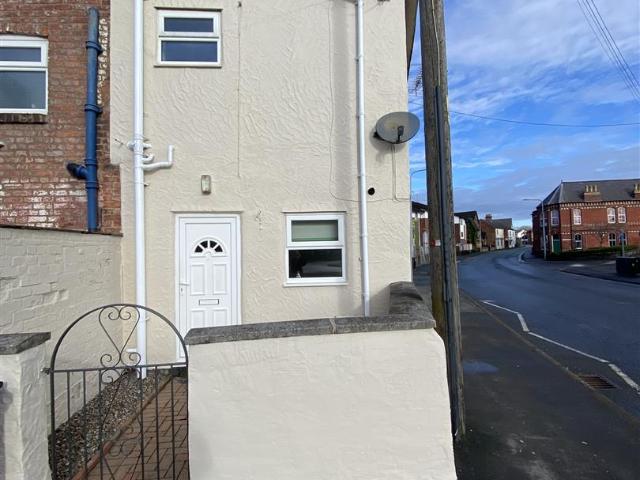 House for rent in Mold