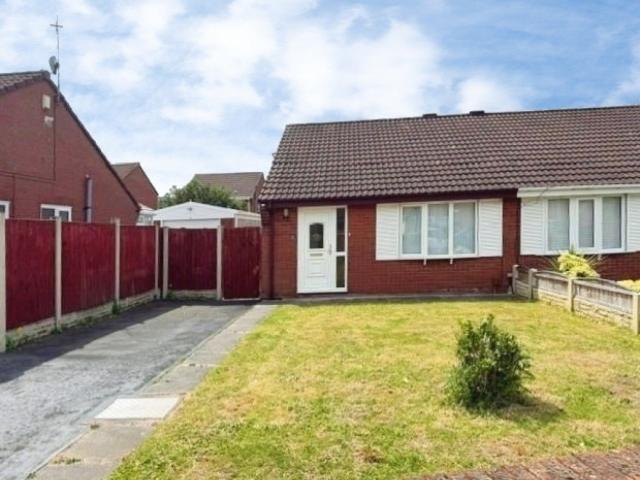 House for rent in Clubmoor, Calderstones