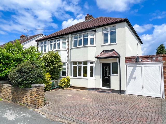 House for rent in Walton-on-Thames, Surrey