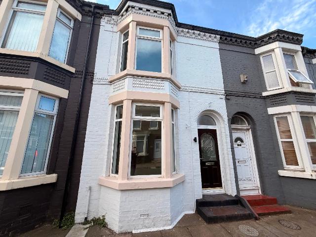 House for rent in Calderstones