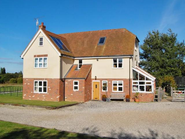 House for rent in Great Oxney Green, Chelmsford
