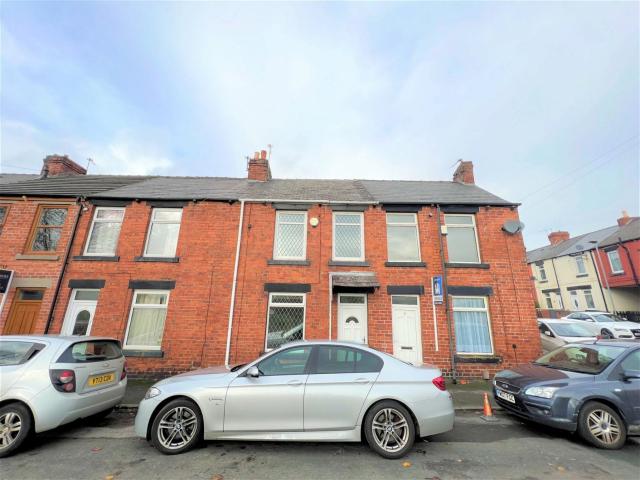 House for rent in Pogmoor, South Yorkshire