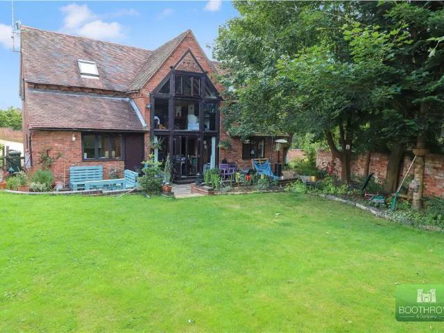 House for rent in Park Hill, Green Close