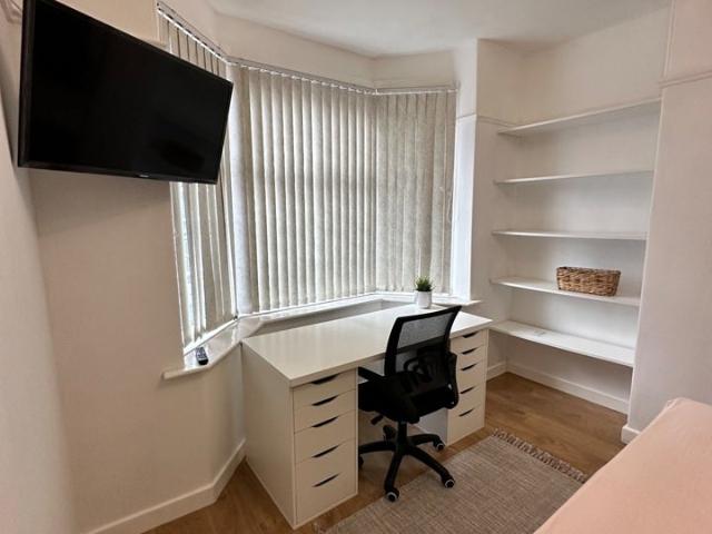House for rent in Bradshaw, Lee Bank