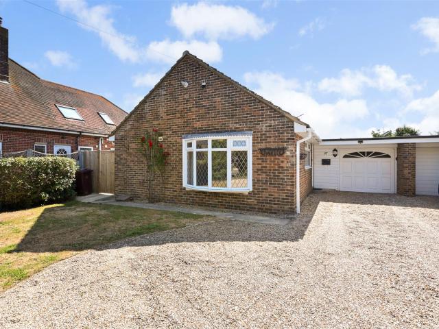 House for rent in Littlecote, West Sussex