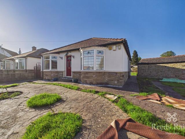 House for rent in Fenay Bridge, Kirklees