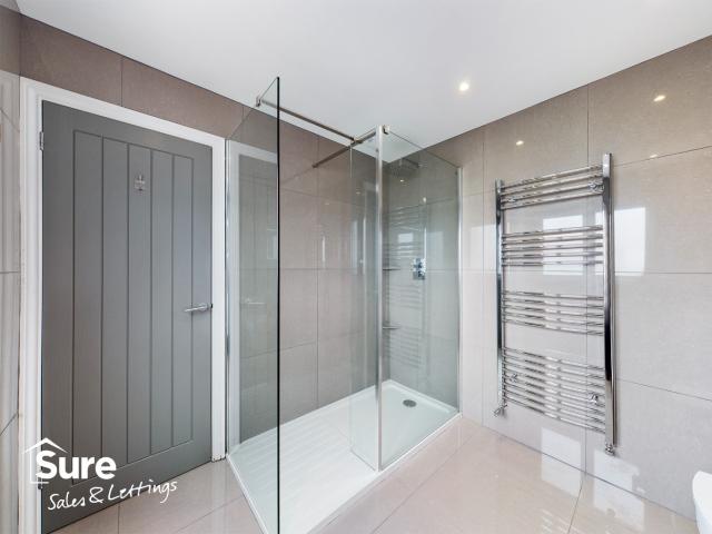 House for rent in Pouchen End, Hertfordshire