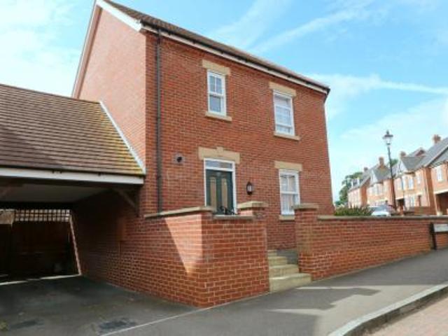 House for rent in Bedford