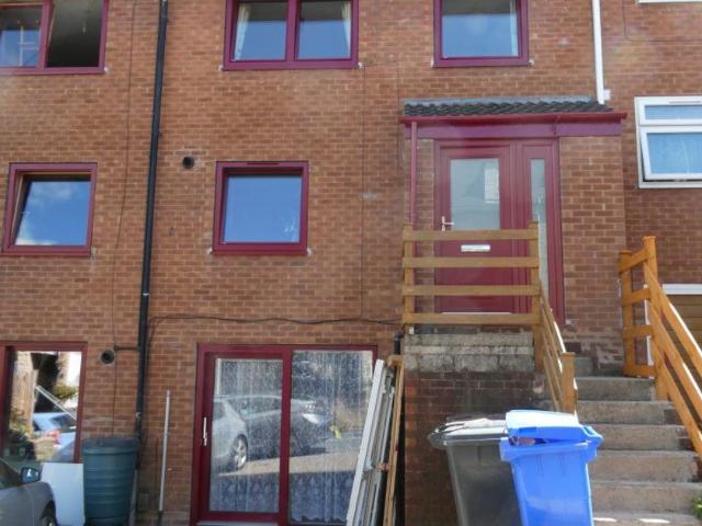 House for rent in Birkendale, Walkley