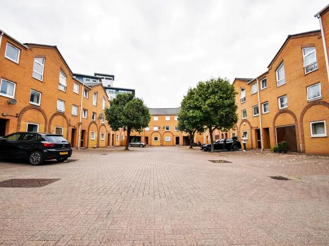 House for rent in Isle Of Dogs, Greater London