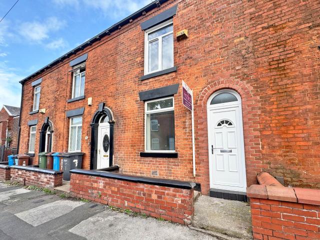 House for rent in Clarksfield, Oldham