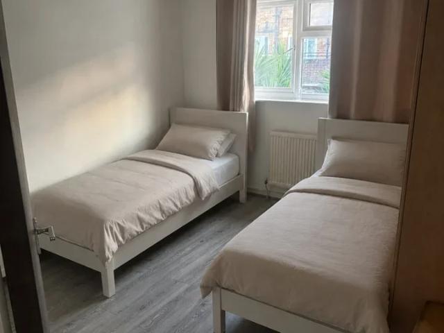 House for rent in Beckton, Greater London