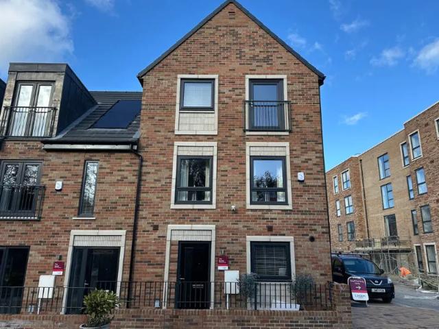 House for rent in New Herrington, Tyne And Wear