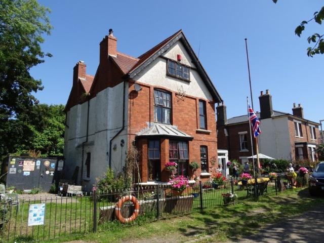 House for rent in Hinton, School House
