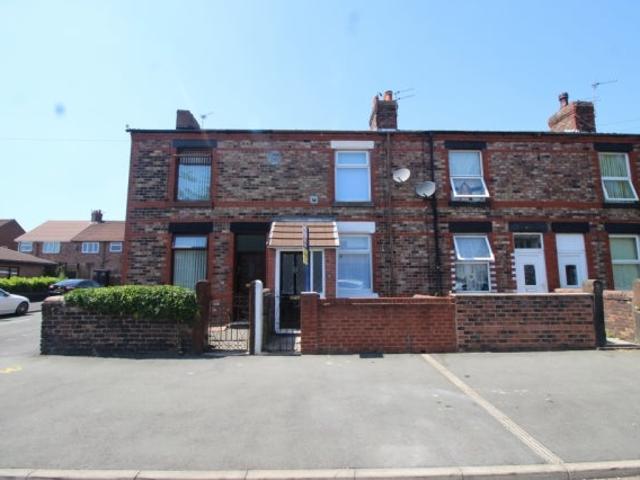 House for rent in Thatto Heath, St Helens