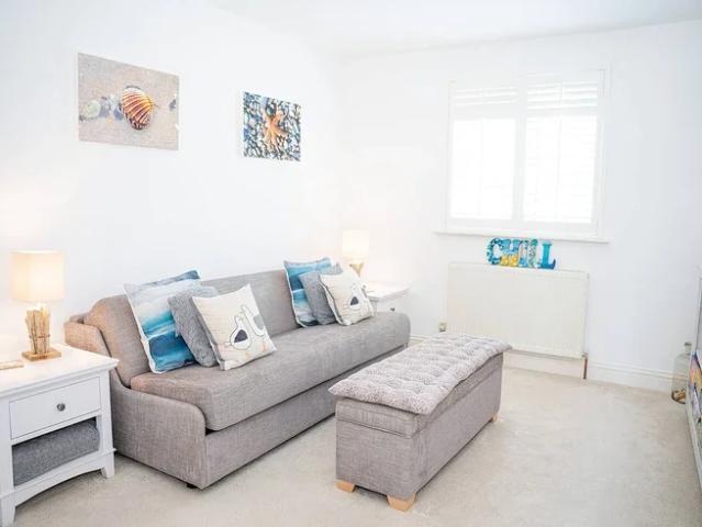 House for rent in Heathlands, East Sussex