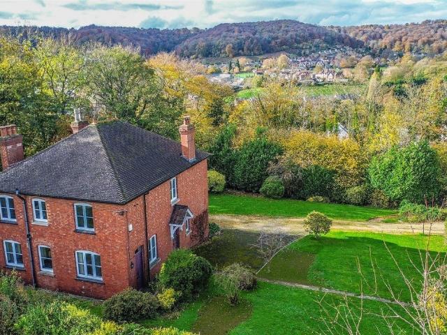House for rent in Dursley, Stroud