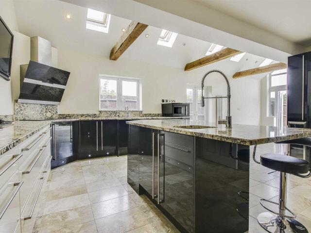House for rent in Shenley Brook End, Milton Keynes