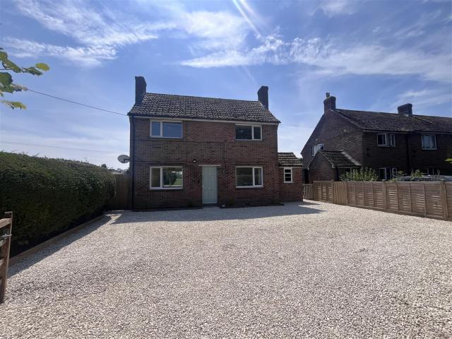 House for rent in Charminster, East Dorset
