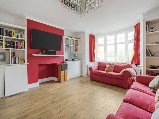 House for rent in Mortlake, Greater London