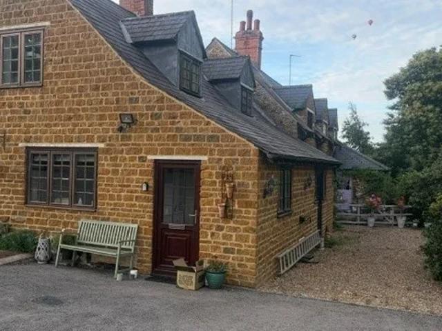 House for rent in Sywell