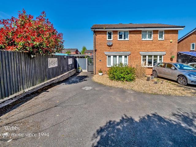 House for rent in Heath Hayes and Wimblebury, Chadsmoor