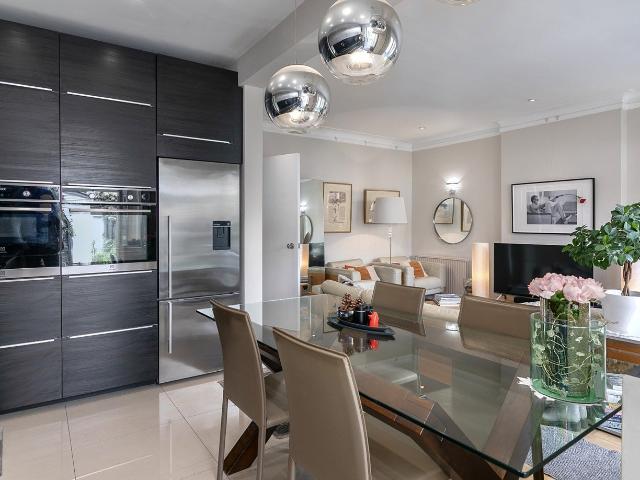 House for rent in London Borough of Hounslow, Greater London