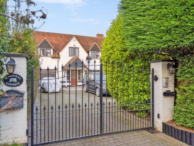 House for rent in Farnham Common, Buckinghamshire