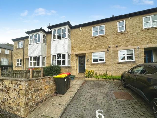 House for rent in Castle and Priory Precinct, Bare