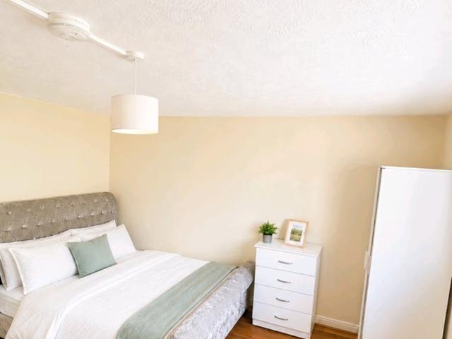 House for rent in Millwall, Greater London
