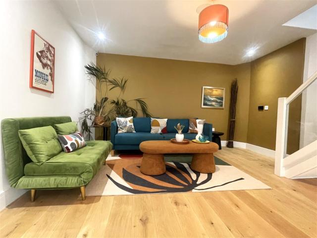 House for rent in West Marina, Guestling Green