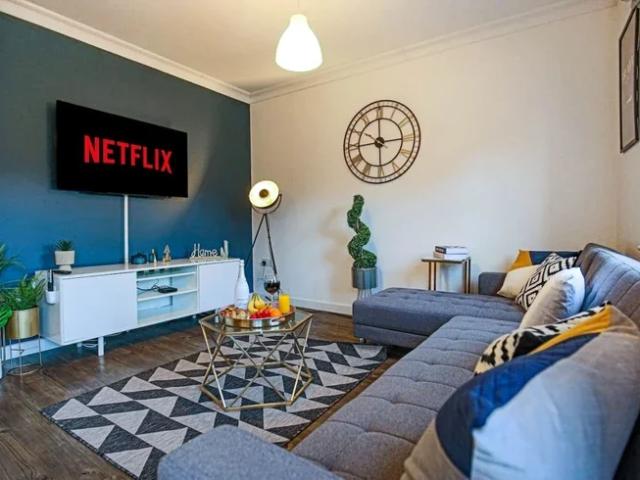 House for rent in Oxley Park, Shenley Church End