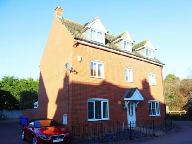 House for rent in Deanshanger