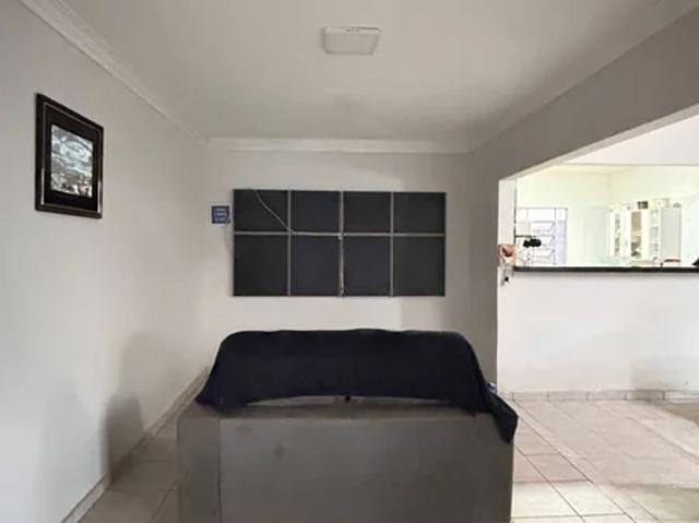 Casa aluguel em Região Geográfica Imediata do Distrito Federal, Região Integrada de Desenvolvimento do Distrito Federal e Entorno