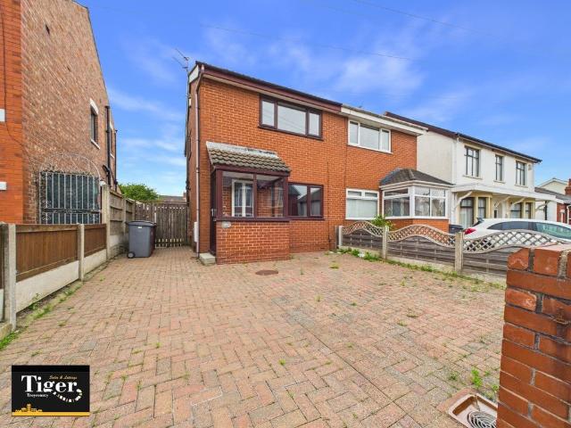 House for rent in Great Marton, Blackpool