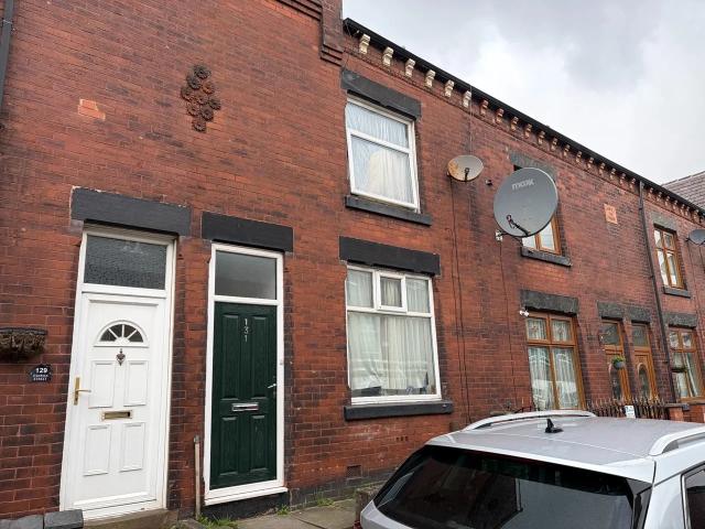 House for rent in Brownlow Fold, Lee Bank